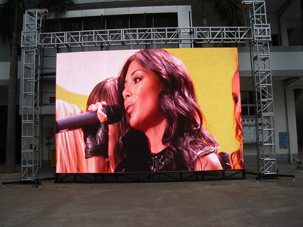Outdoor SMD LED display